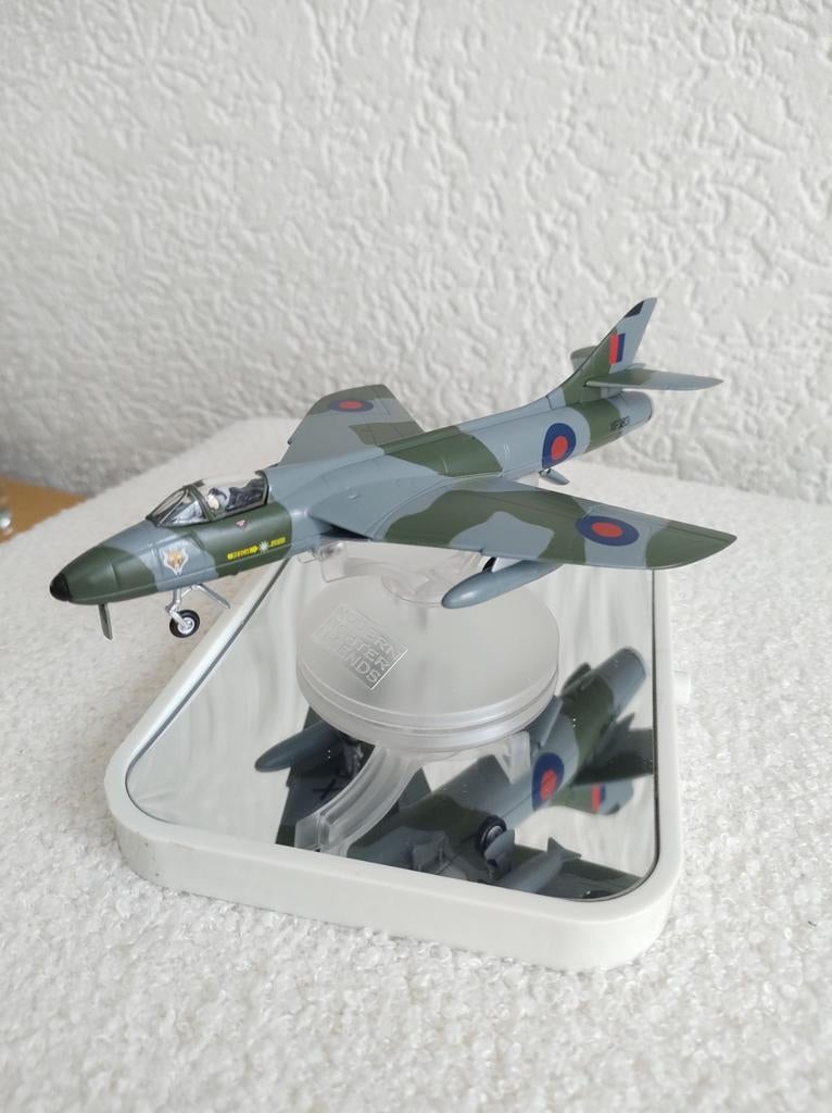 Corgi Modern Fighter Legends Hawker Hunter F MK 6 XF383, Overige merken, 1:72 tot 1:144, Ophalen of Verzenden, Zo goed als nieuw