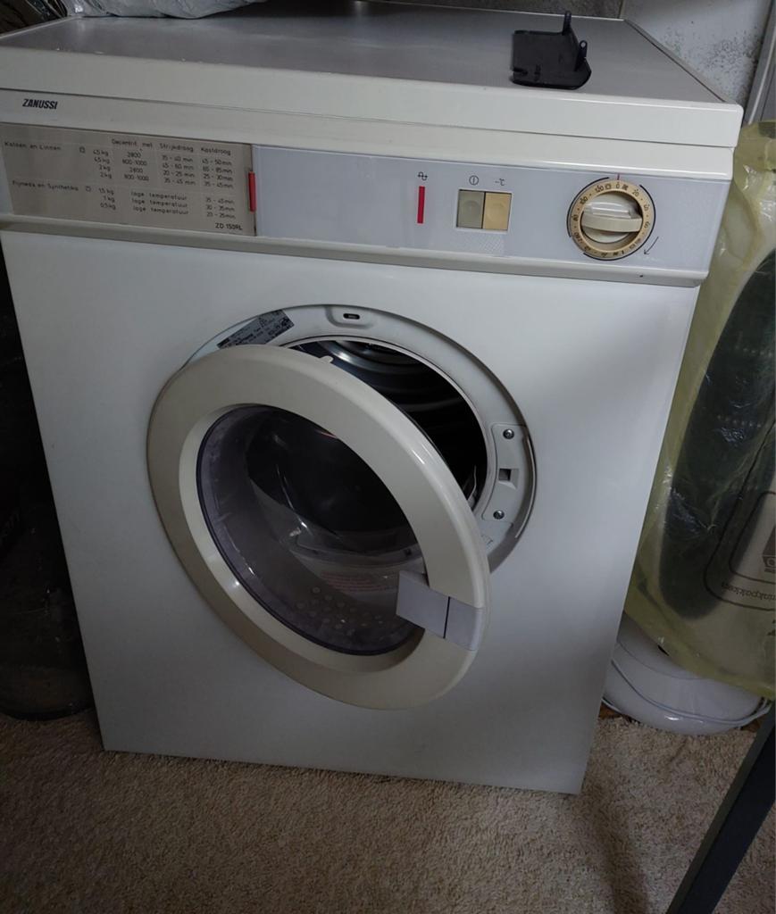 Droger Zanussi, Ophalen, Condens, 85 tot 90 cm