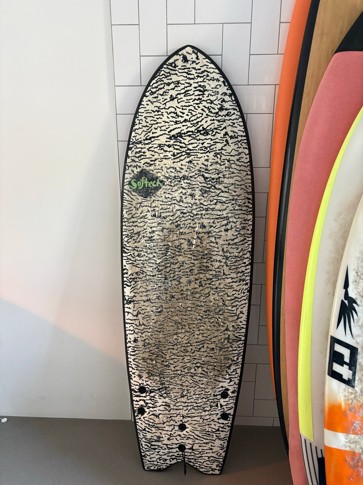 Softech Kyuss King Rocket Fish 5'8 Softtop Surfboard, Ophalen, Gebruikt, Fish, Met vinnen