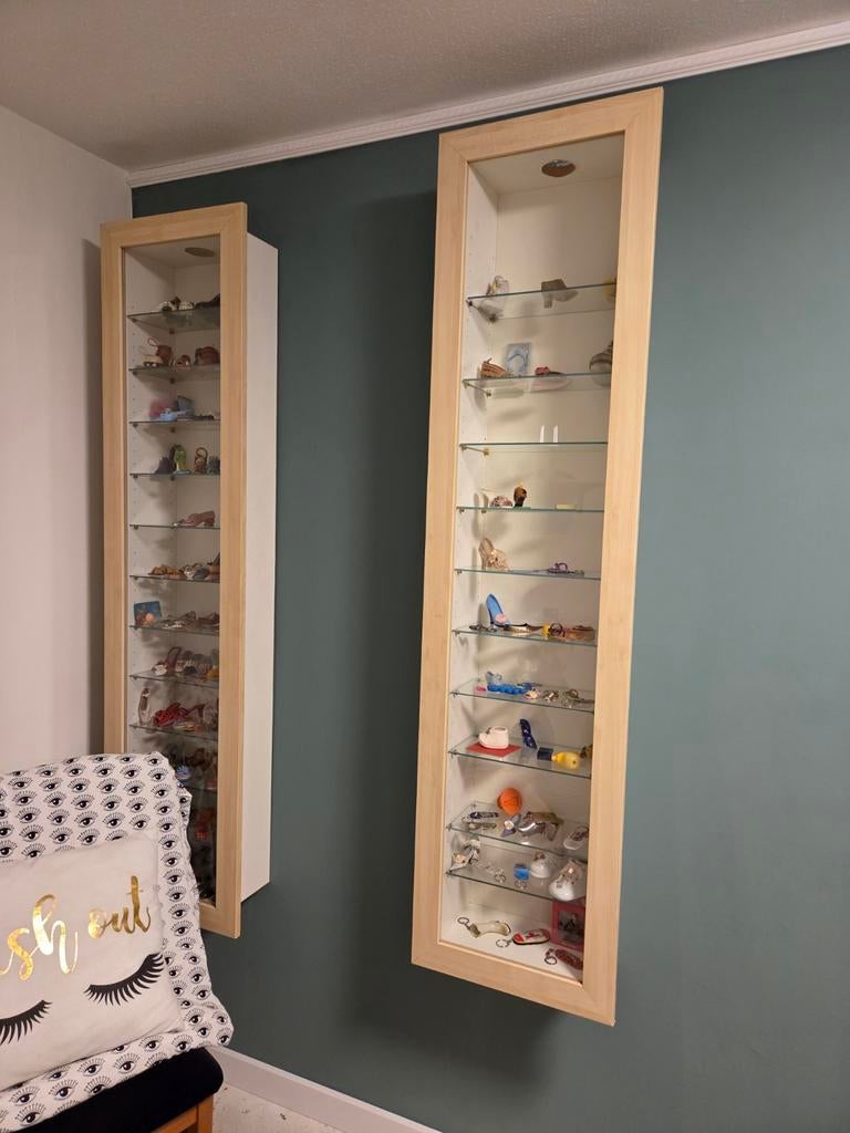 3 mooie Vitrinekasten voor muur, Huis en Inrichting, Kasten | Vitrinekasten, Ophalen, Minder dan 50 cm, Minder dan 25 cm, Gebruikt