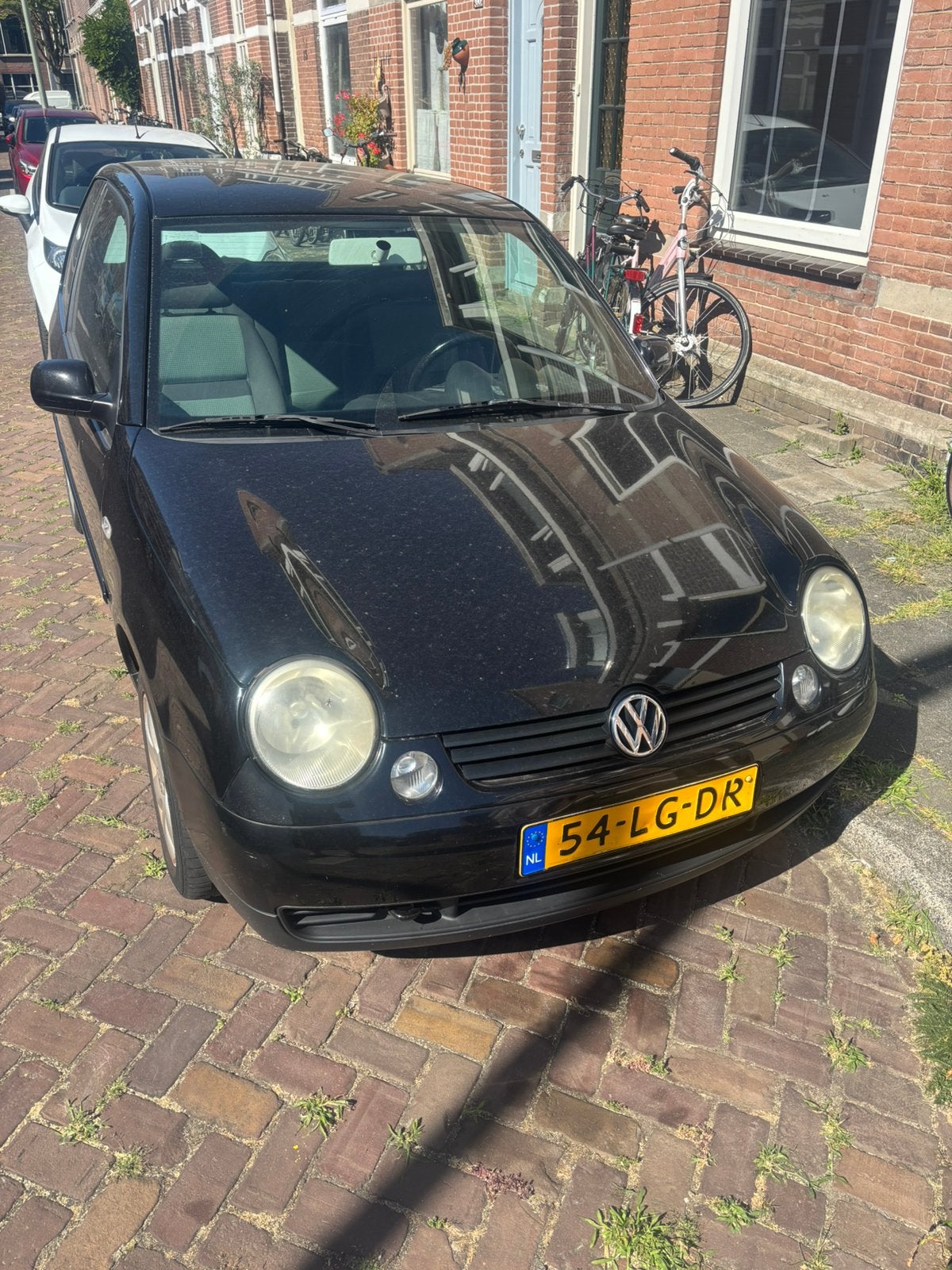 Volkswagen Lupo 1.4 55KW AUT 2003 Zwart, 450 kg, 31 €/maand, 4 cilinders, 4 stoelen