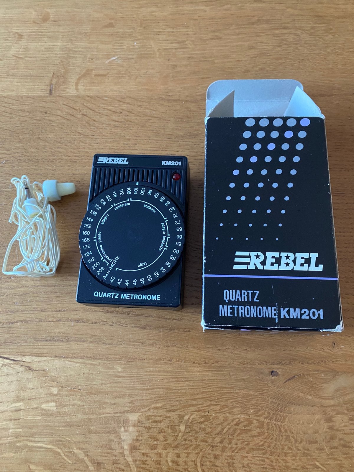 Z.G.A.N. Rebel KM201 Quartz Metronoom met oortje, Muziek en Instrumenten, Ophalen of Verzenden, Zo goed als nieuw