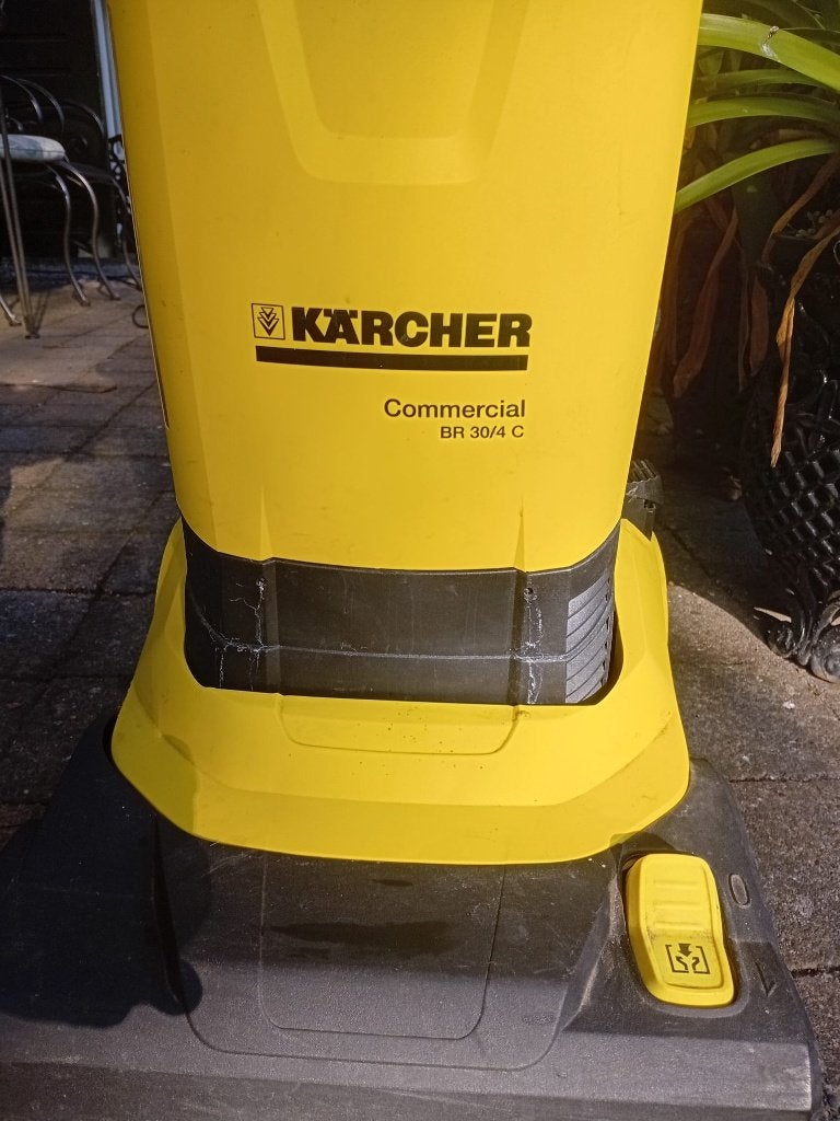 Kärcher Commercial BR 30/4 C Schrob-/Zuigmachine, Doe-het-zelf en Verbouw, Ophalen, Gebruikt, Schrobmachine
