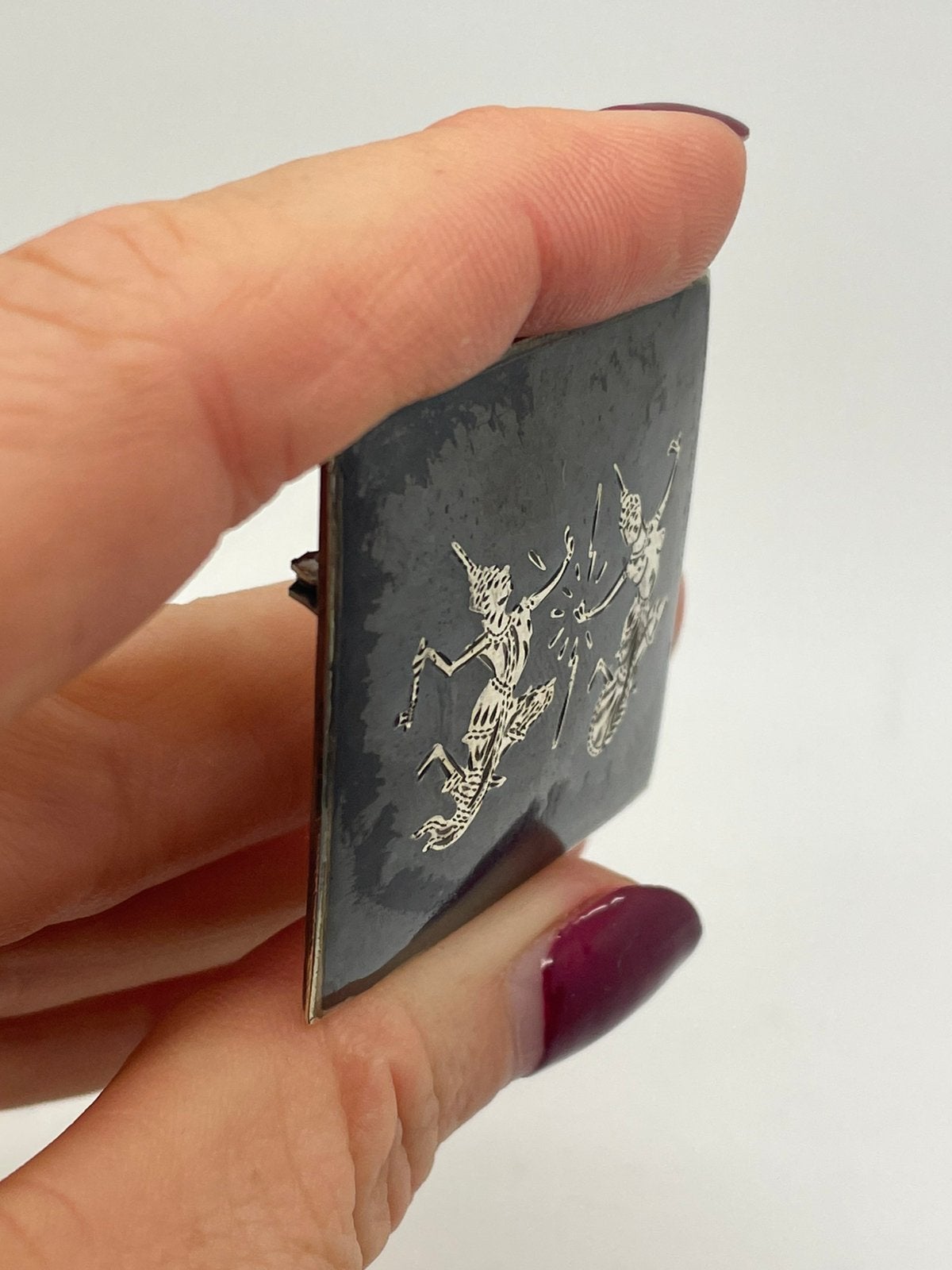 G148 Prachtige zilveren broche Siam Sterling, 4 tot 7 cm, Ophalen of Verzenden, X, Zilver