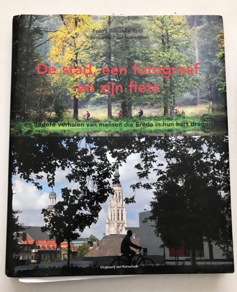 BREDA - Een stad een fotograaf  en zijn fiets, Ophalen of Verzenden, Zo goed als nieuw