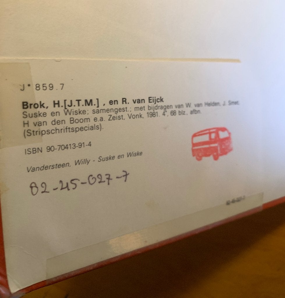 Suske en Wiske infoboek - Knots - Har Brok / Rob van Eijck, Eén stripboek, Ophalen of Verzenden, Gelezen