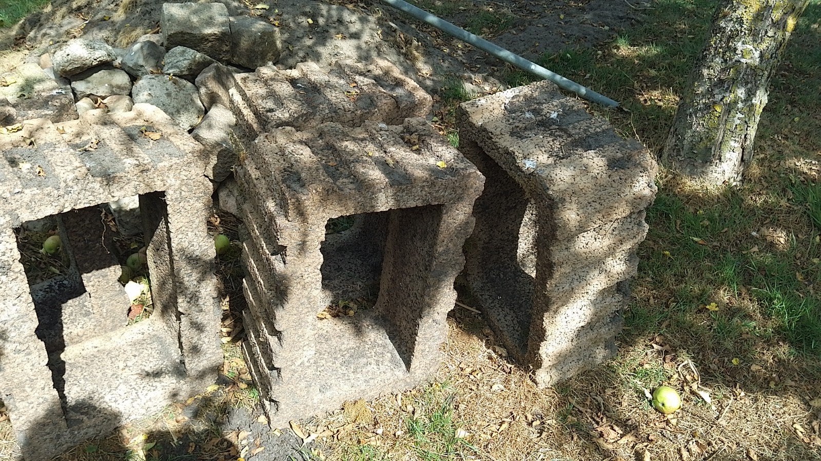stenen bloembakken, Ophalen of Verzenden
