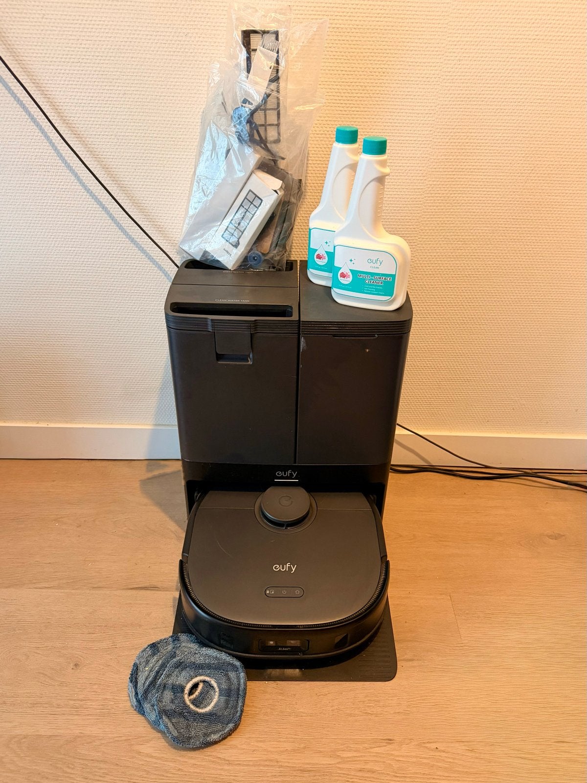 Eufy X10 Pro Omni Robotstofzuiger met Dweilfunctie, Witgoed en Apparatuur, Stofzuigers, Ophalen, Overige merken, Draadloos, Zo goed als nieuw