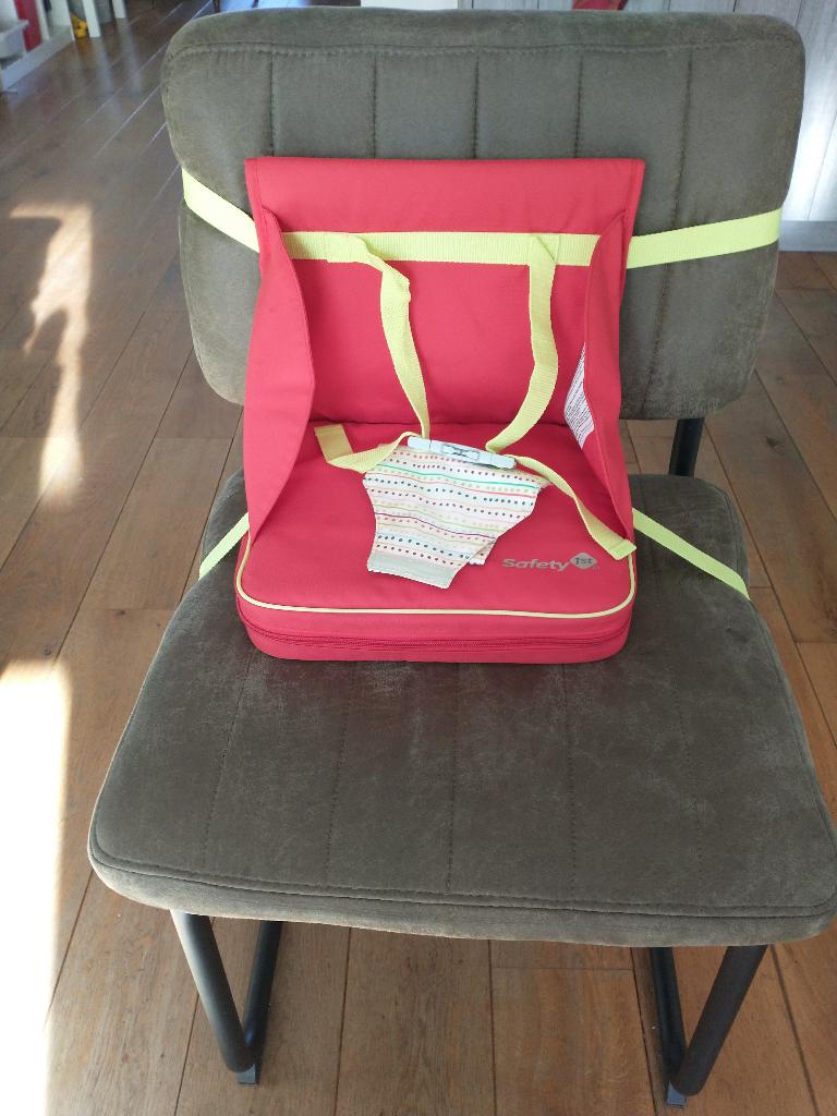 Safety first kinderstoel voor vakantie/onderweg, Ophalen of Verzenden, Zo goed als nieuw, Overige typen, Gordel(s)