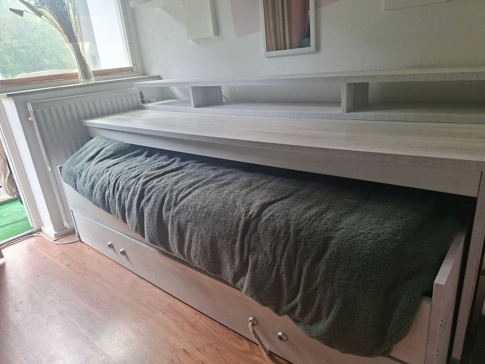 Eenpersoonsbed met uitschuifbaar bureau, Ophalen, Gebruikt, 90 cm, Eenpersoons