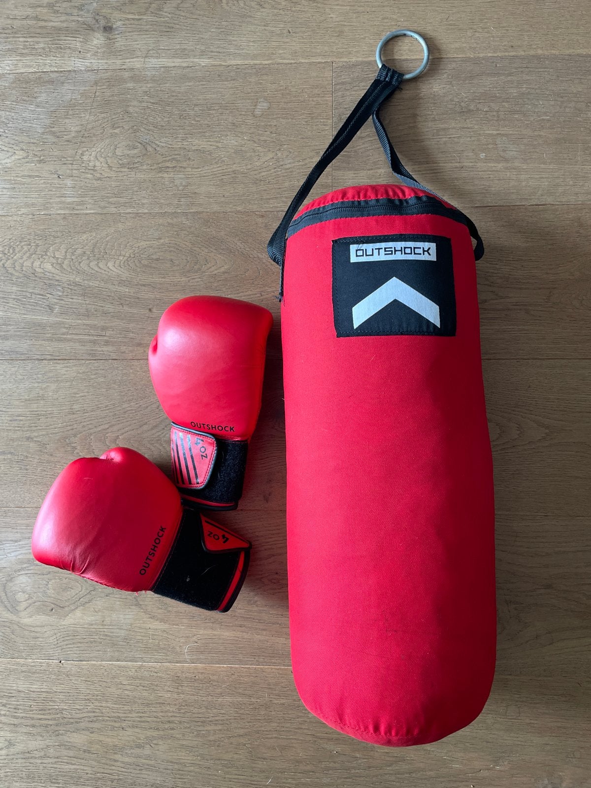 Bokszak en bokshandschoenen voor kinderen - Outshock, Sport en Fitness, Boksen, Ophalen, Gebruikt, Bokszak