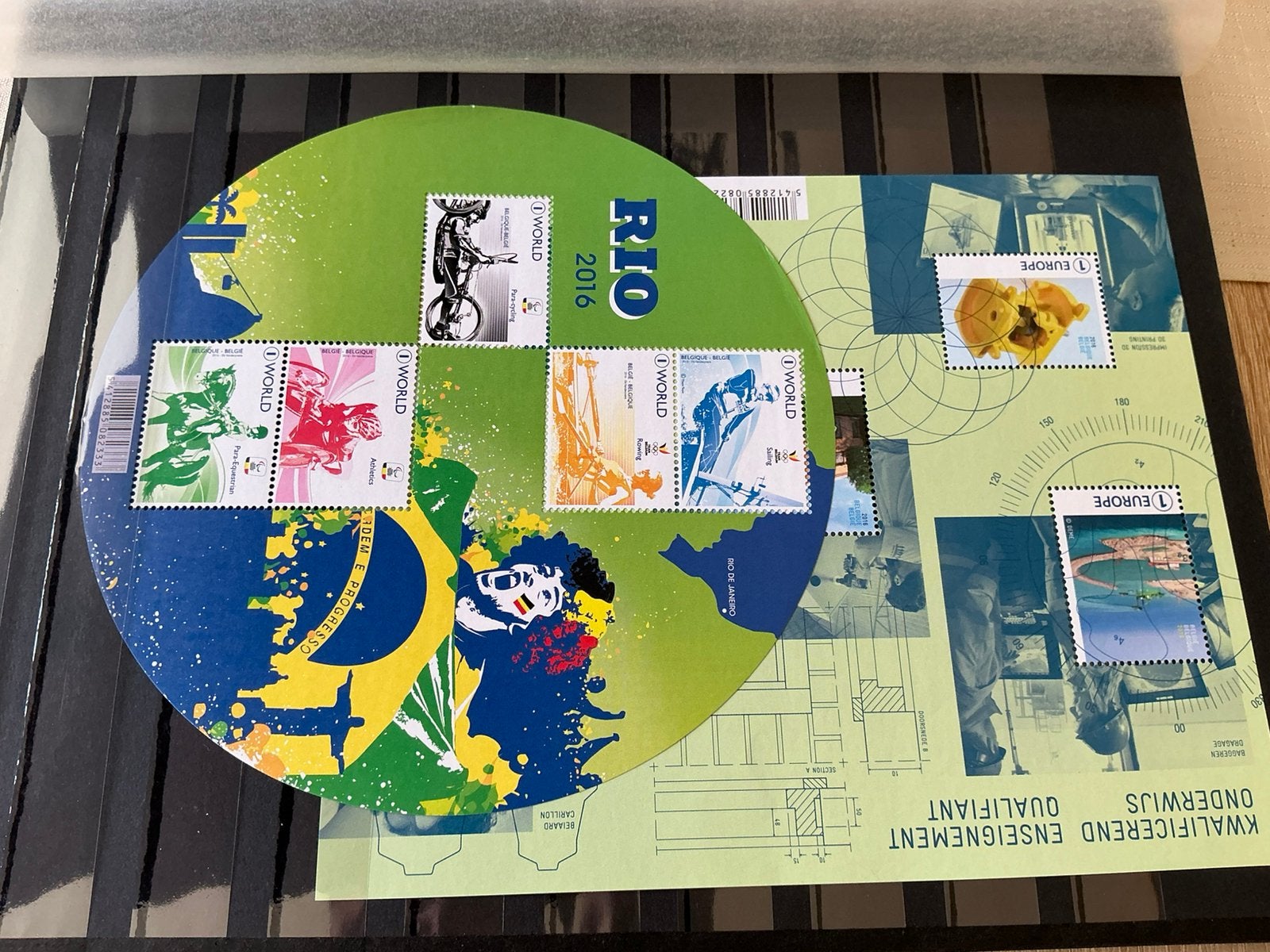 Foto 12 van België boekjes en velletjes postfris