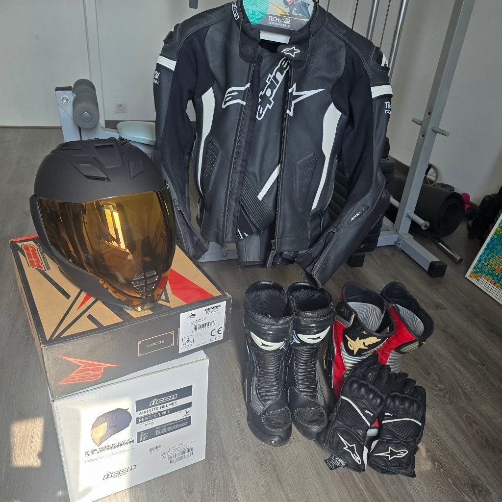 Te koop: Complete Alpinestars motorset + Icon helm, Motoren, Kleding | Motorkleding, Overige typen, Heren, Tweedehands, Ophalen