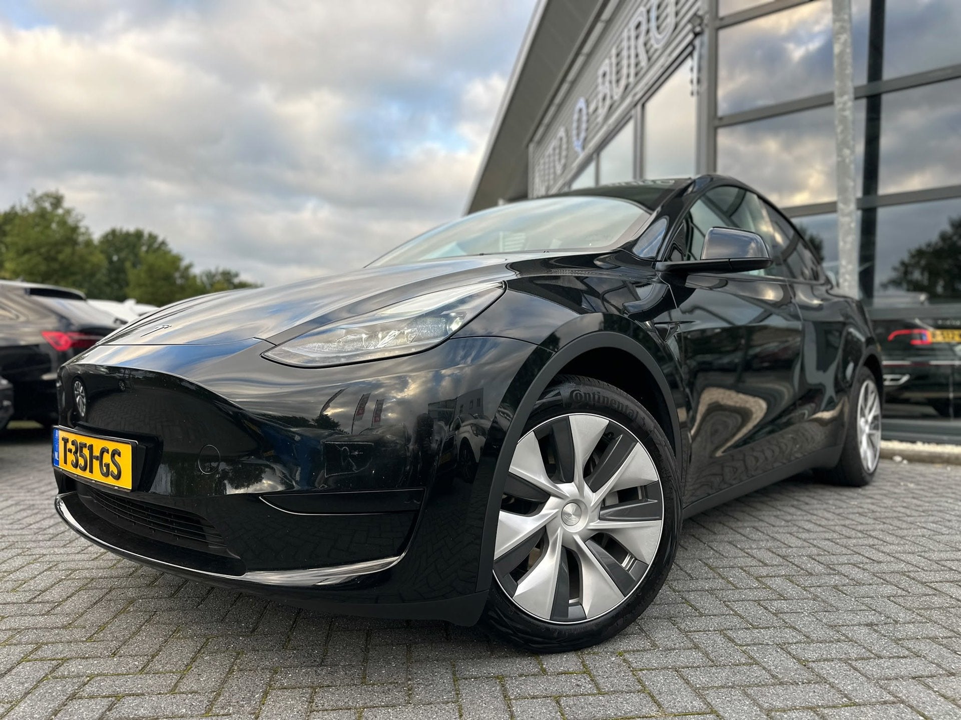 Foto 2 van Tesla Model Y RWD 58 kWh | Stoelverwarming | Stuur verwarmin