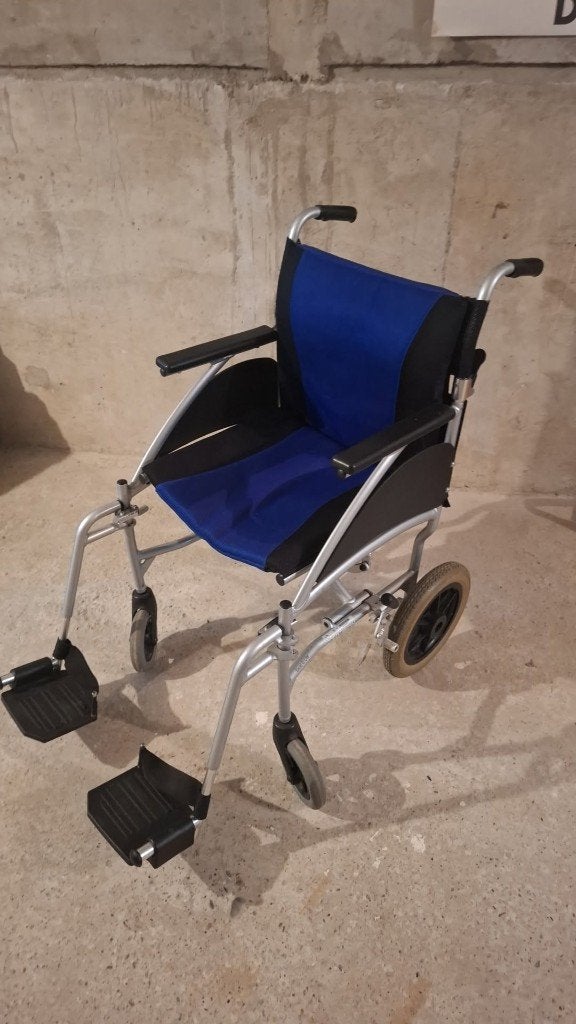 Rolstoel exel G-Lite blauw, Diversen, Rolstoelen, Ophalen, Inklapbaar, Zo goed als nieuw, Duwrolstoel