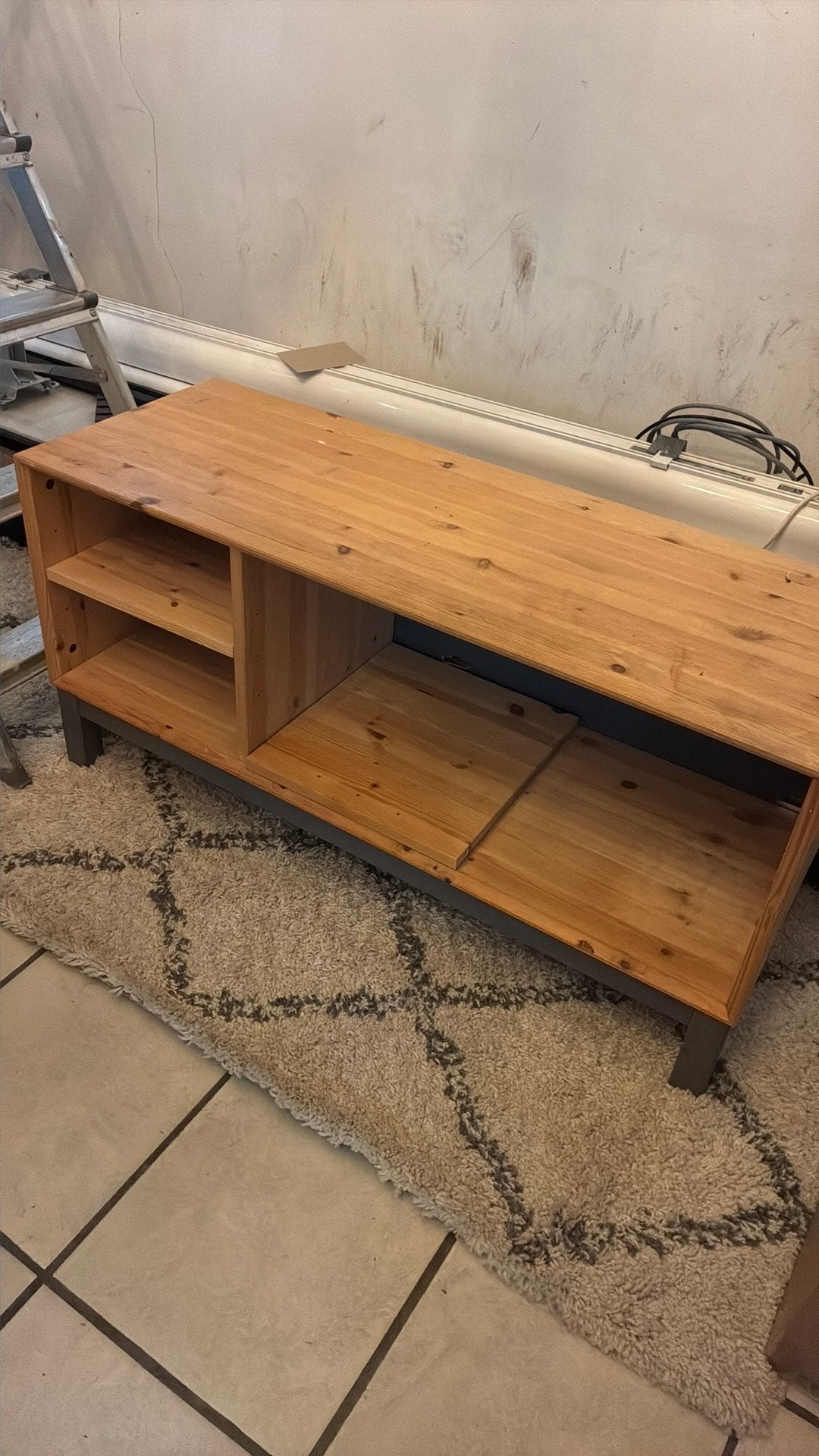 Kasje ikea gratis, Huis en Inrichting, Kasten | Televisiemeubels, Ophalen, Gebruikt, 100 tot 150 cm, Minder dan 100 cm