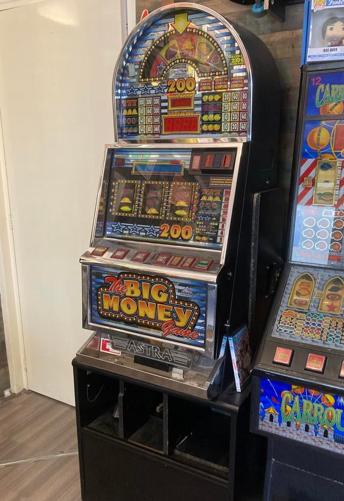 Astra - the Big Money Game - incl sleutels en manual, Euro, Ophalen, Zo goed als nieuw