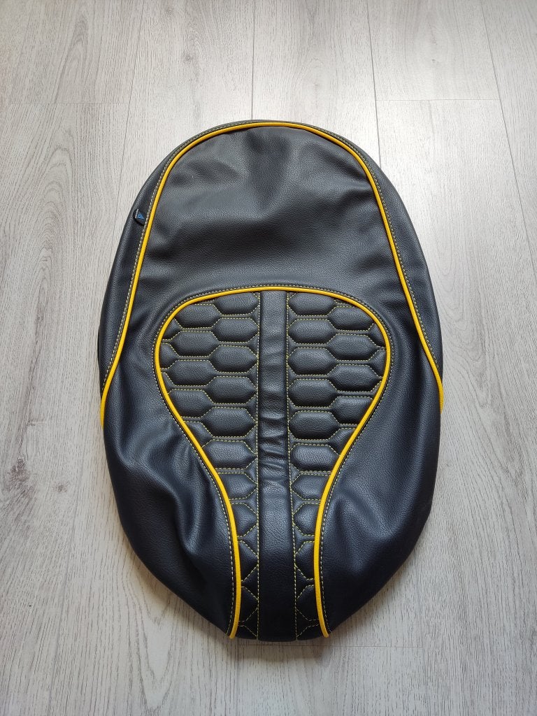 UITVERKOOP! Zadelhoes buddydek Vespa Sprint Primavera geel, Info@jynkx.com, Nieuw, Ophalen of Verzenden, Piazza 99