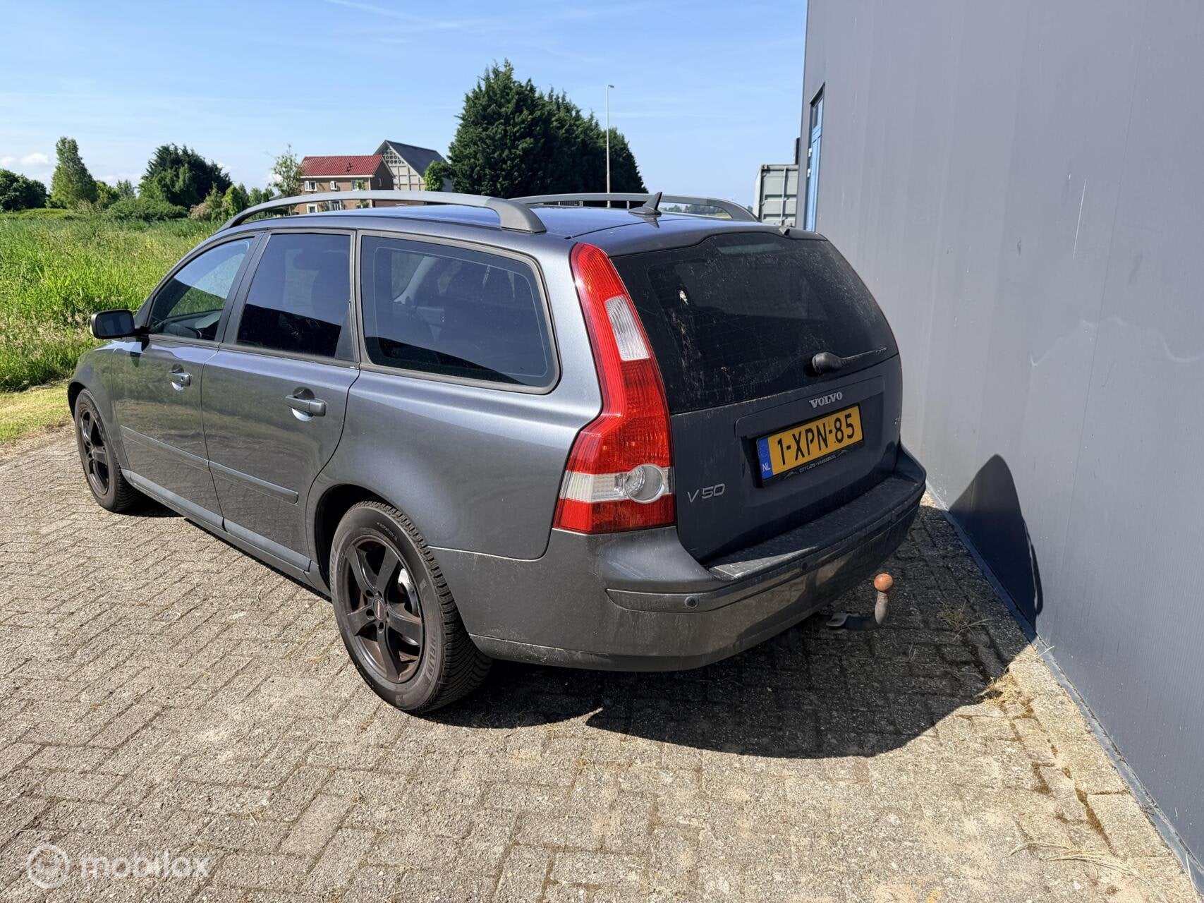 Volvo V50 2.4 Summum automaat, Auto's, Volvo, Gebruikt, 700 kg, Leder en Stof, 11 km/l