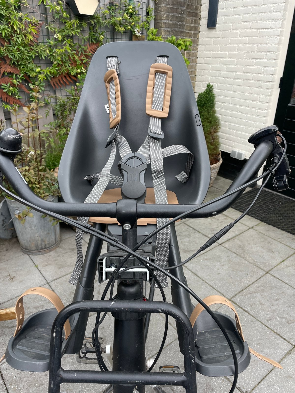 Urban iki fiets voorzitje met scherm en stuurbevestiging, Fietsen en Brommers, Fietsaccessoires | Fietsstoeltjes, Ophalen, Zo goed als nieuw