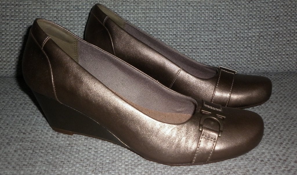 pumps met sleehak  maat  39,5   merk :  Clarks, Pumps, Bruin, Ophalen of Verzenden, Zo goed als nieuw