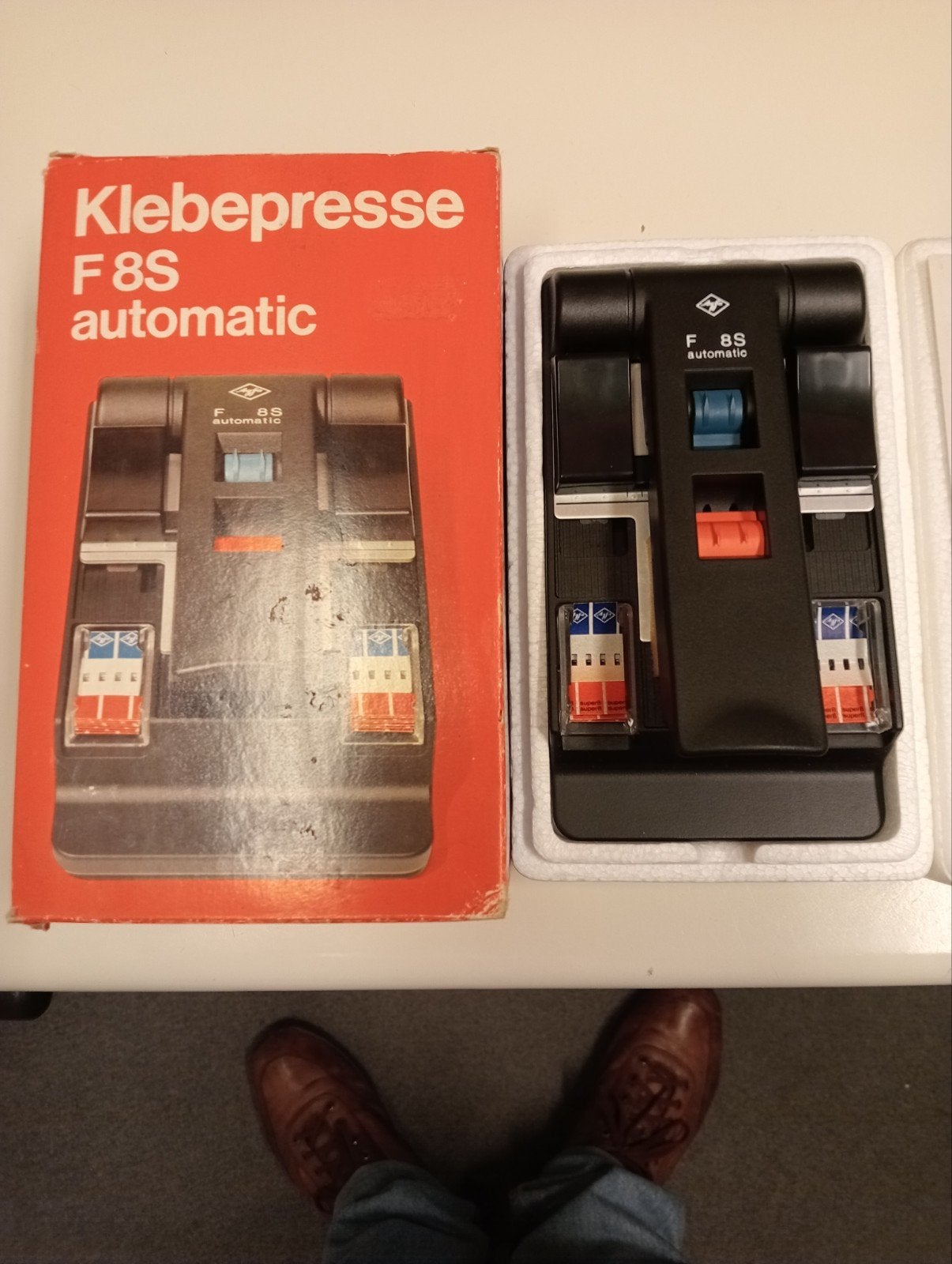 Agfa F8S Automatic Klebepresse - Super 8 Film Splicer in Nie, Info@agfa.com, Accessoire, Agfa, Ophalen of Verzenden
