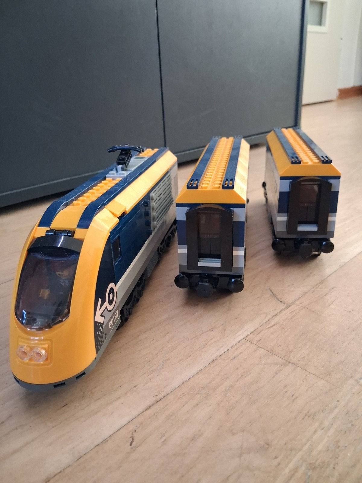 Lego trein 60197 met rails
