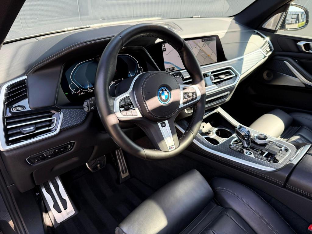BMW X5 xDrive45e pano B&W Night vision tr.hk / Merino, Automaat, Gebruikt, 394 pk, Vierwielaandrijving