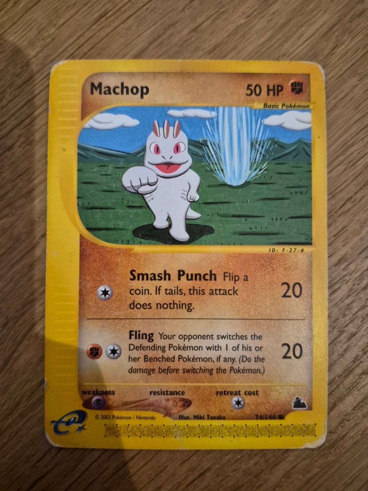 Machop Pokémon Kaart #74/144, Ophalen, Gebruikt, Losse kaart