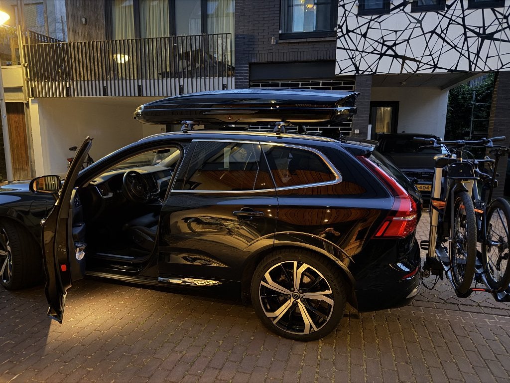 VOLVO / THULE dakkoffer te huur AMSTERDAM, Ophalen, Zo goed als nieuw