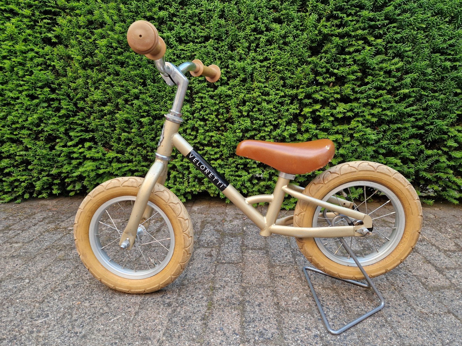 Veloretti Mini loopfiets Goud 12 inch luchtbanden, Ophalen, Zo goed als nieuw, Loopfiets