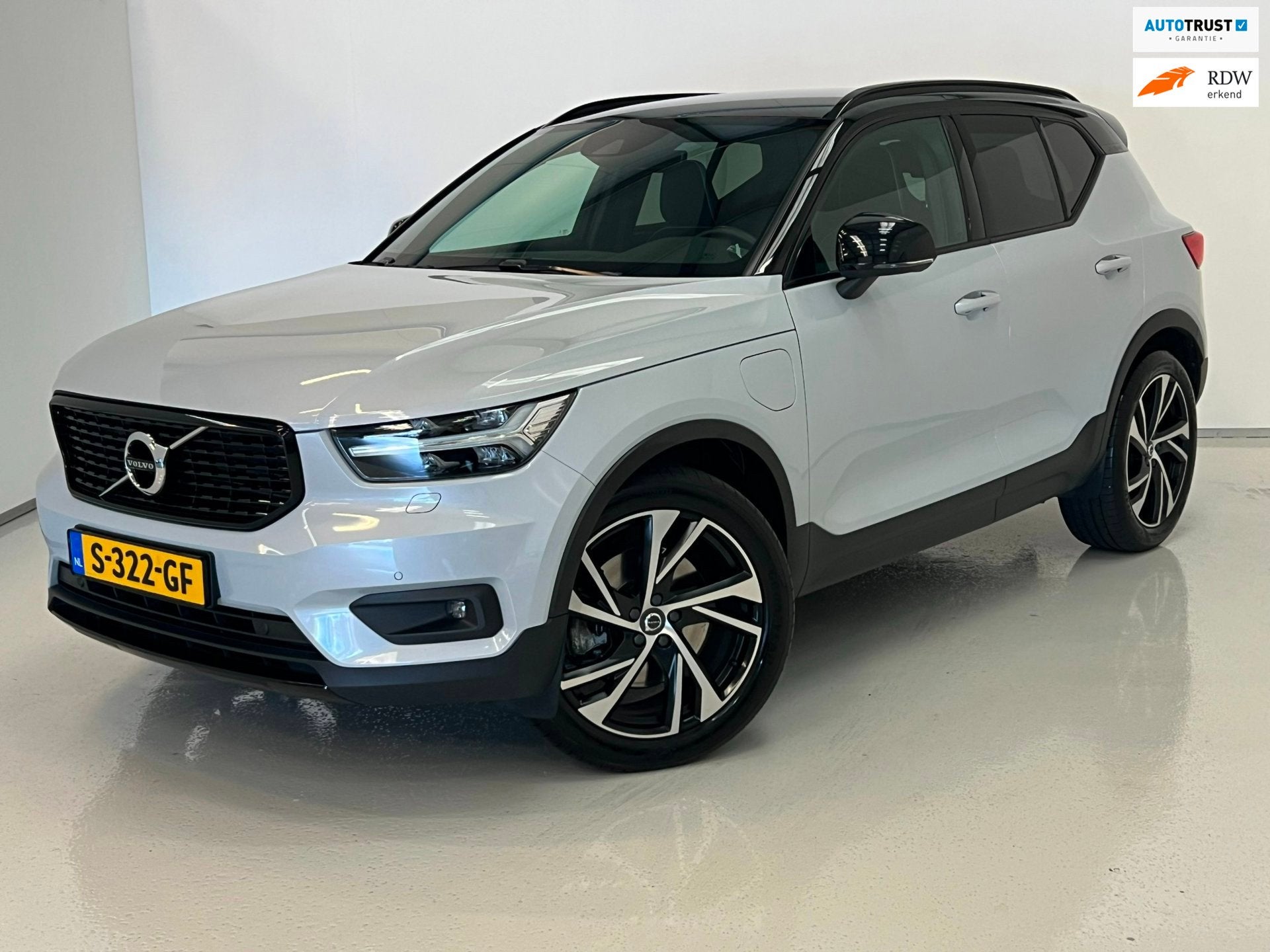 Volvo XC40 1.5 T5 Recharge / Nieuwe Accu / Dealer onderhoude