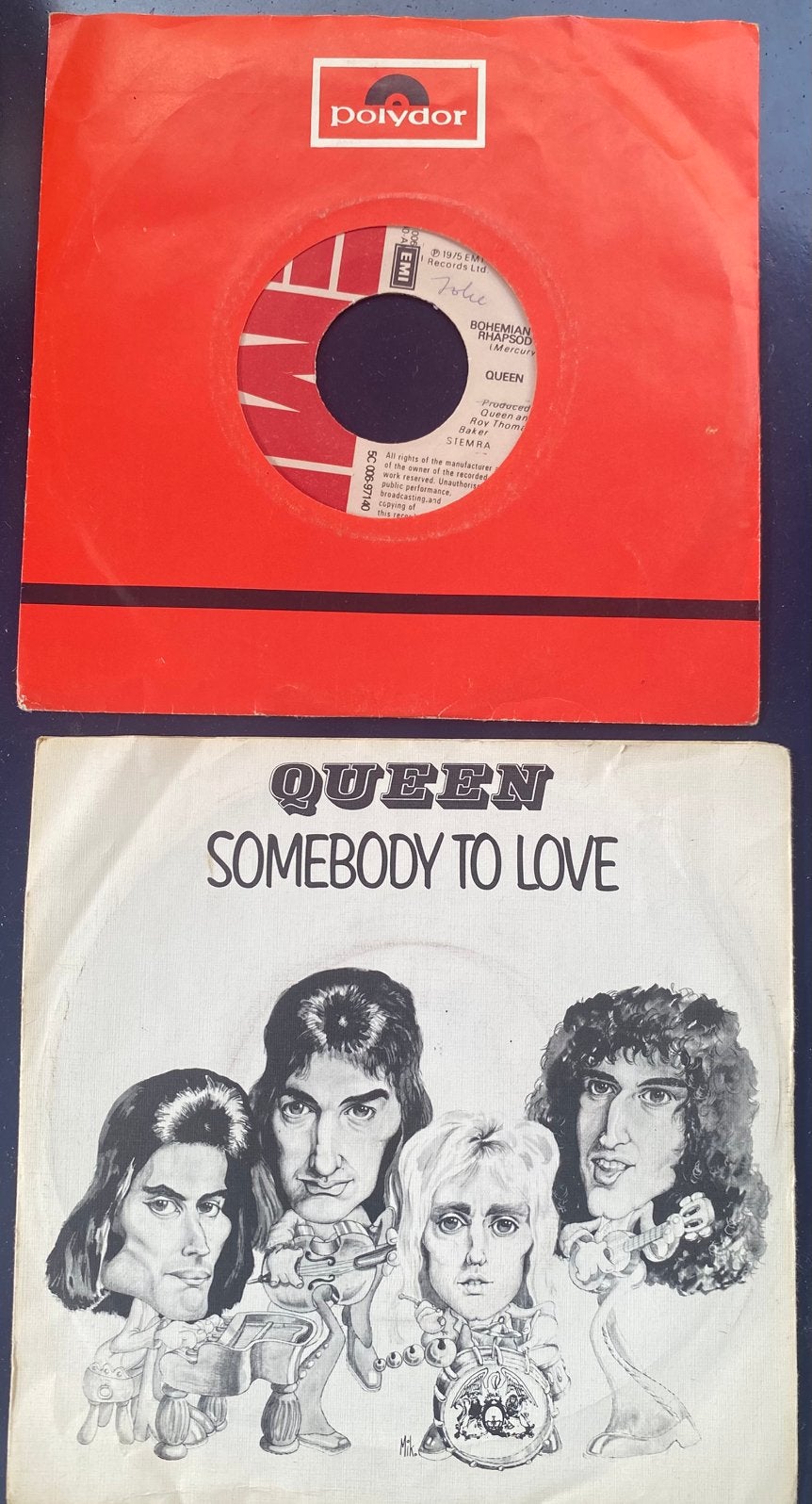 2x singles van Queen, goede staat, Ophalen of Verzenden, Gebruikt, 7 inch, Pop