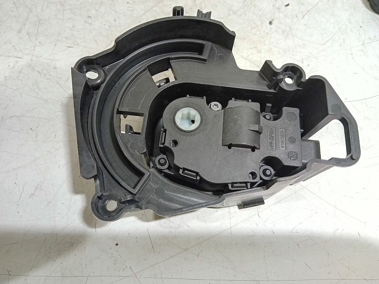 Kachelstelmotor BMW i3, Auto-onderdelen, Onderdelen@venauto.nl, Van der Ven Autorecycling B.V., Gebruikt, Ettenseweg 76, 4706 PB Roosendaal, The Netherlands