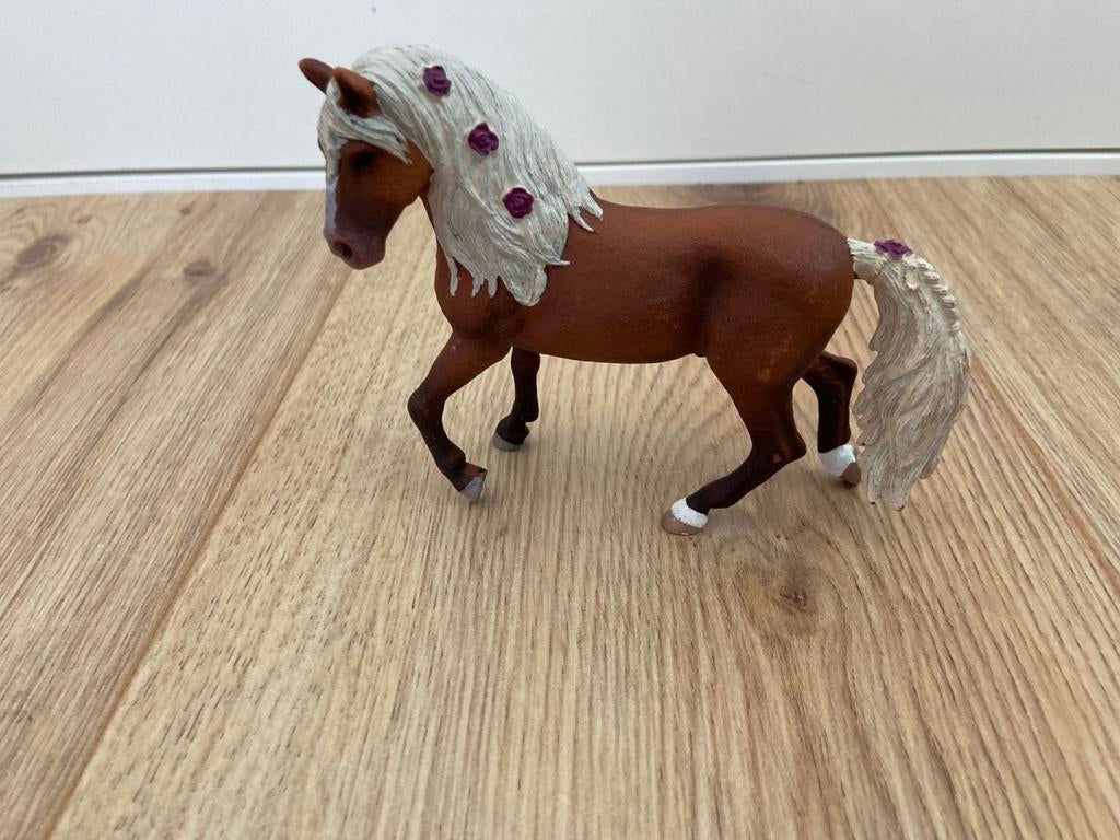 Schleich paard bruin, Ophalen of Verzenden, Zo goed als nieuw, Paard, Beeldje of Figuurtje