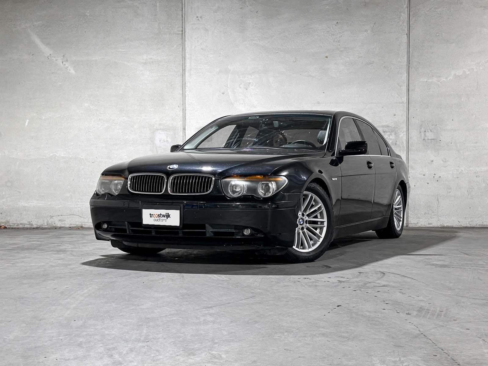 BMW 735i E65 3.6 V8 7-serie 272pk 2004 (Automaat), KFH-48-R, Auto's, BMW, Gebruikt, Zwart, Bedrijf, 1835 kg