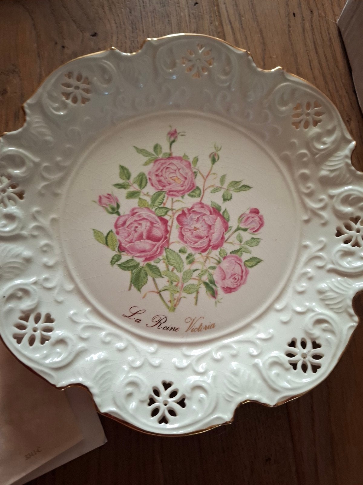 Crown Davenport "The Queen Victoria Rose" sierbord, Ophalen of Verzenden