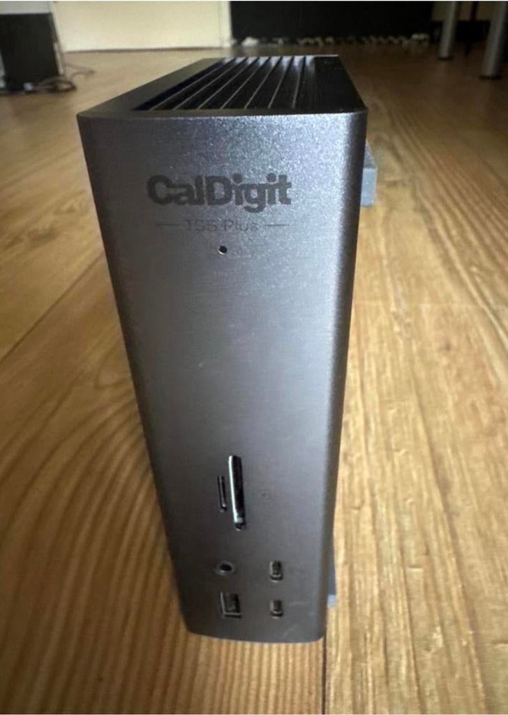 Caldigit TS5 Plus, Ophalen of Verzenden, Zo goed als nieuw, Caldigit, Docking station