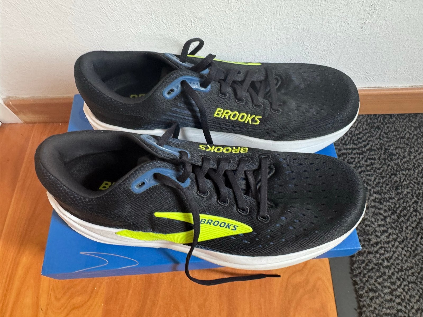 Brooks Ghost Max 3 hardloopschoenen heren zwart, Ophalen, Zo goed als nieuw, Sportschoenen, Zwart