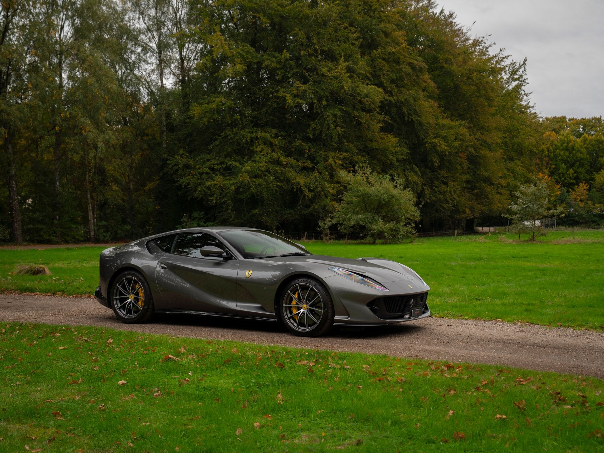 Ferrari 812 6.5 V12 Superfast HELE | Magnifiek! | Full carbo, Auto's, Automaat, Dealer onderhouden, Gebruikt, Huisgarantie