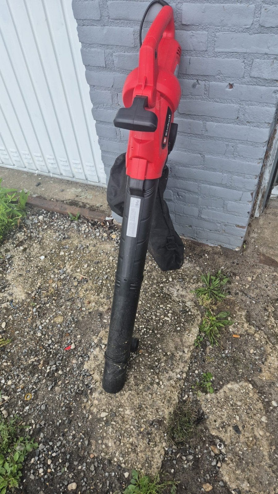 Einhell bladblazer met zuig- en versnipperfunctie, Ophalen, Gebruikt, Met opvangzak, Handgedragen
