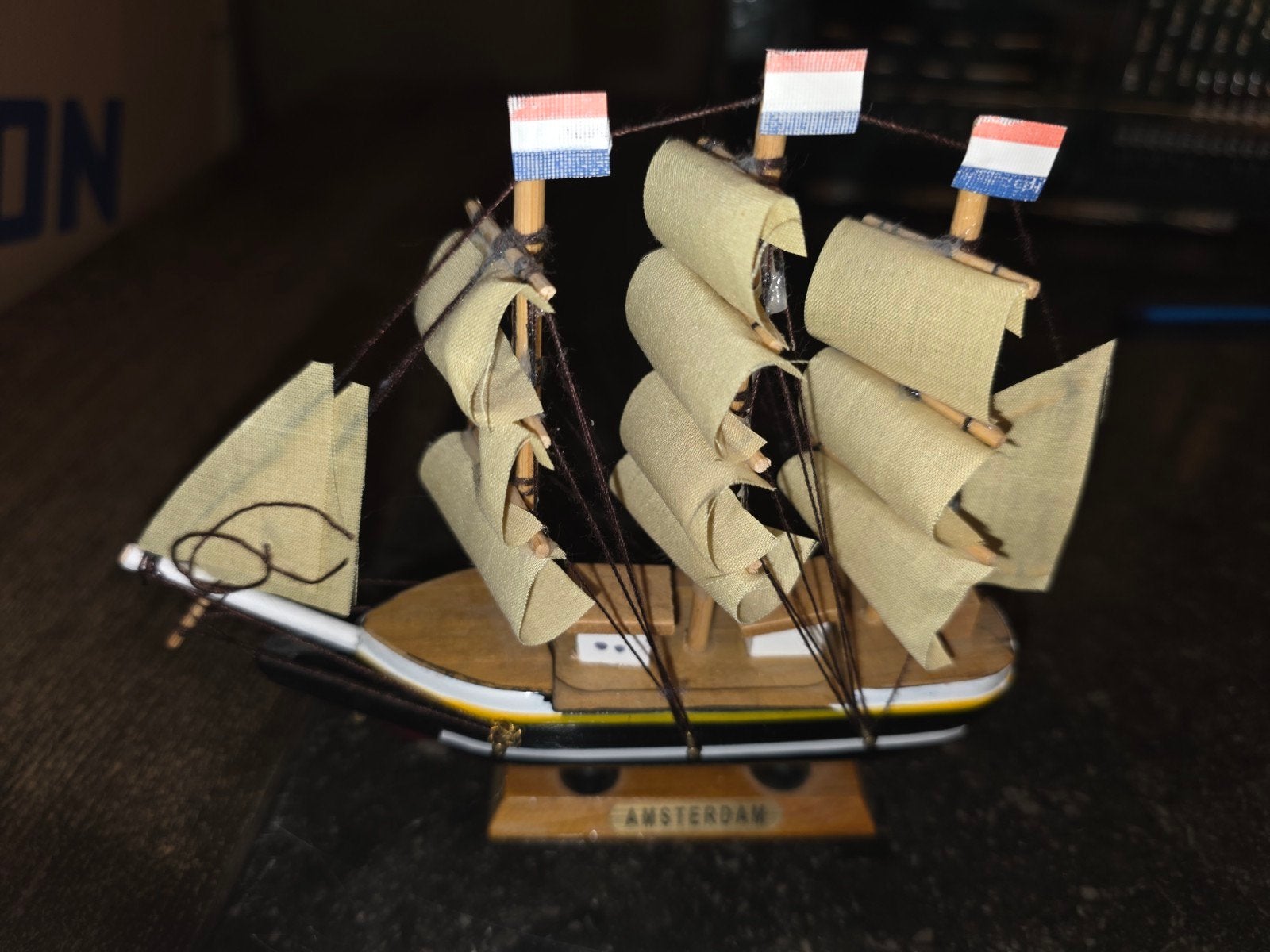 Decoratief Scheepsmodel "Amsterdam" - Houten Zeilschip, Ophalen of Verzenden, Gebruikt, 1:200 of kleiner, Overige merken