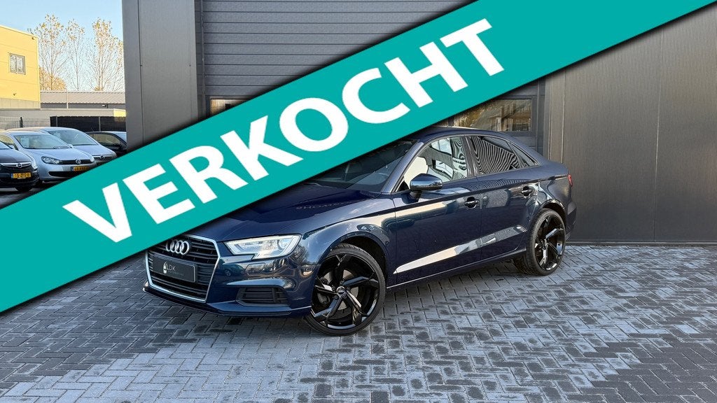 Audi A3 Limousine 30 TFSI Airco|Camera|NL auto, Auto's, Gebruikt, Euro 6, Blauw, 116 pk
