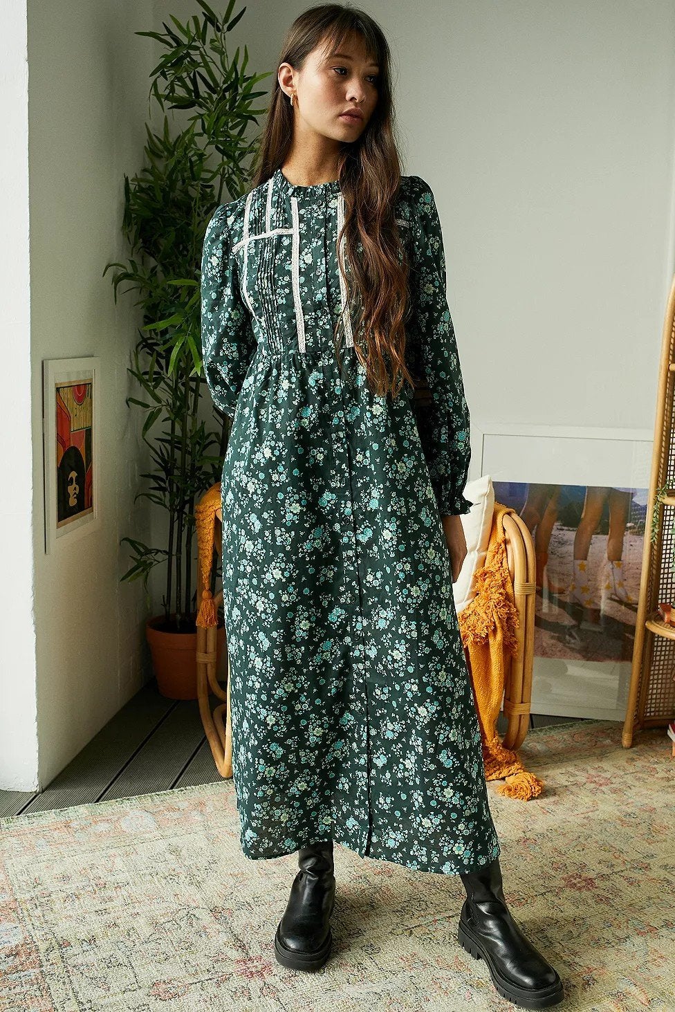Maat S 36 Urban outfitters maxi jurk donkergroen bloemen, Ophalen of Verzenden, Zo goed als nieuw, Maat 36 (S), Onder de knie