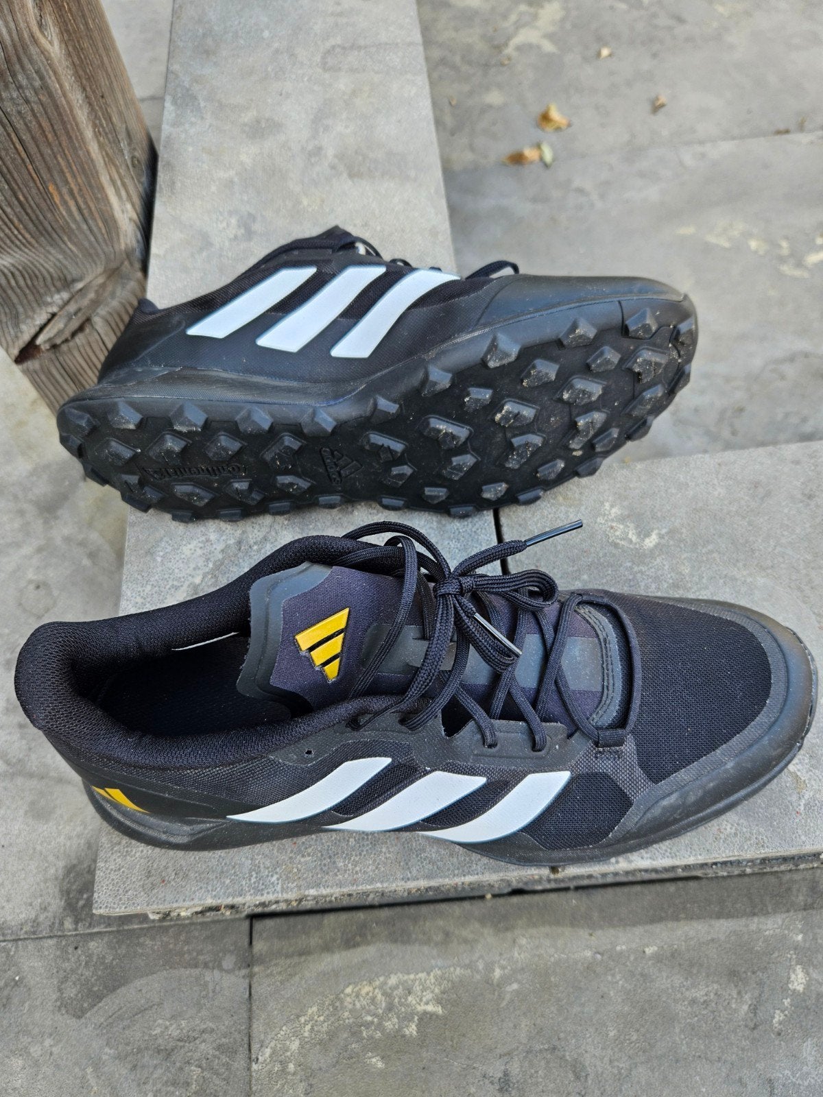 Nieuwe Adidas veldhockey schoenen maat 46., Ophalen of Verzenden
