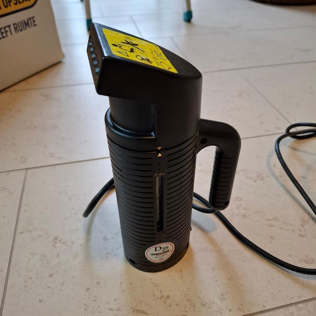 stof-gordijnen en kleding stomer, Ophalen, Minder dan 50 cm, Zwart, Zo goed als nieuw