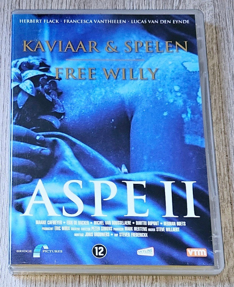 Kaviaar & Spelen / Free Willy / Aspe II DVD, Gebruikt, Nederlands, Vanaf 12 jaar, Inclusief doosje