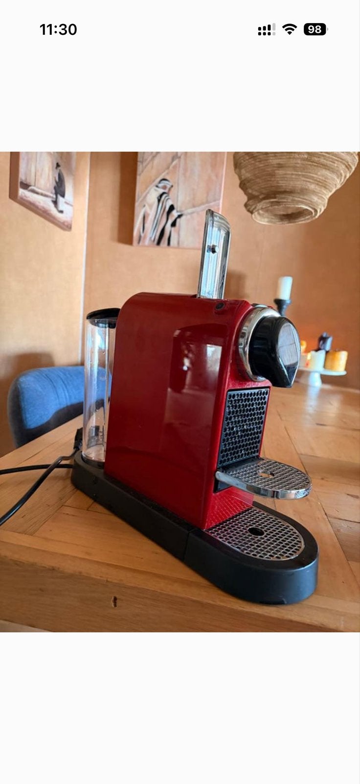 Nespresso Rood met Melkopschuimer, Ophalen, Espresso apparaat, Zo goed als nieuw, 1 kopje