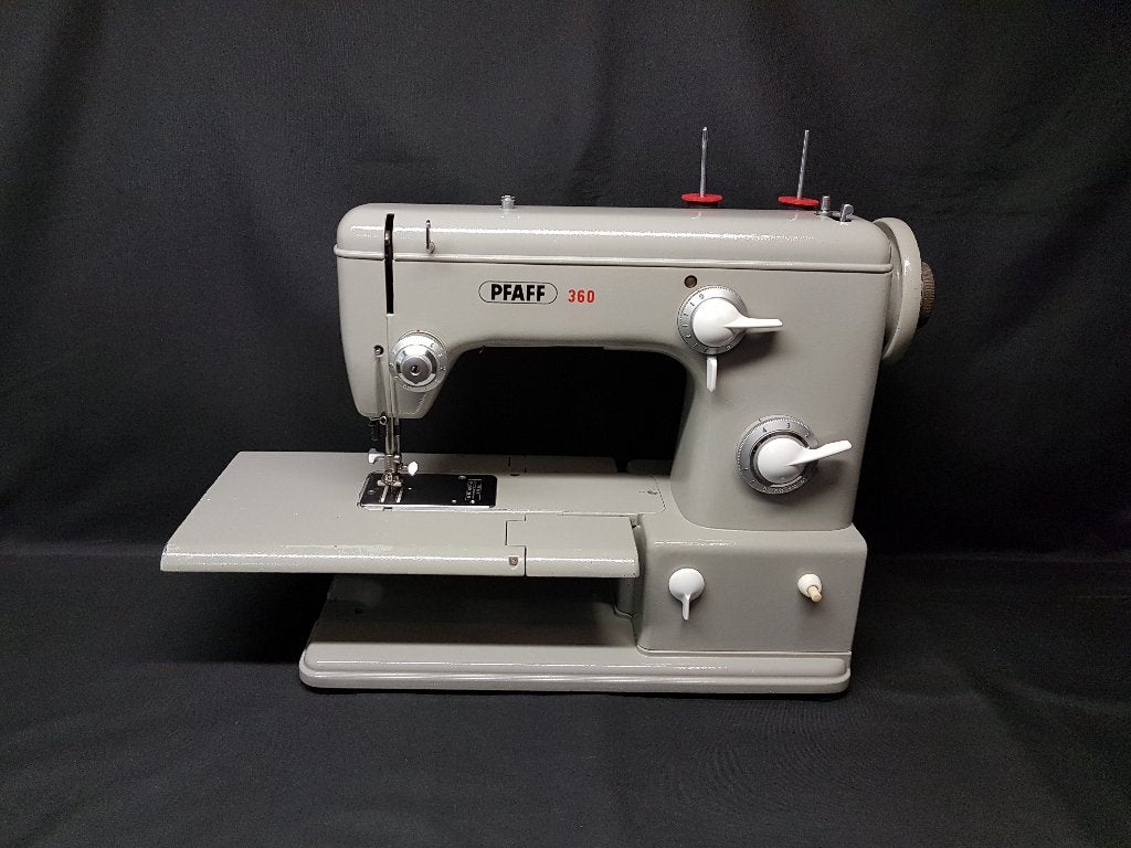 Pfaff 360 - semi - Industrieël met Vrije arm., Hobby en Vrije tijd, Naaimachines en Toebehoren, Ophalen of Verzenden, Gebruikt