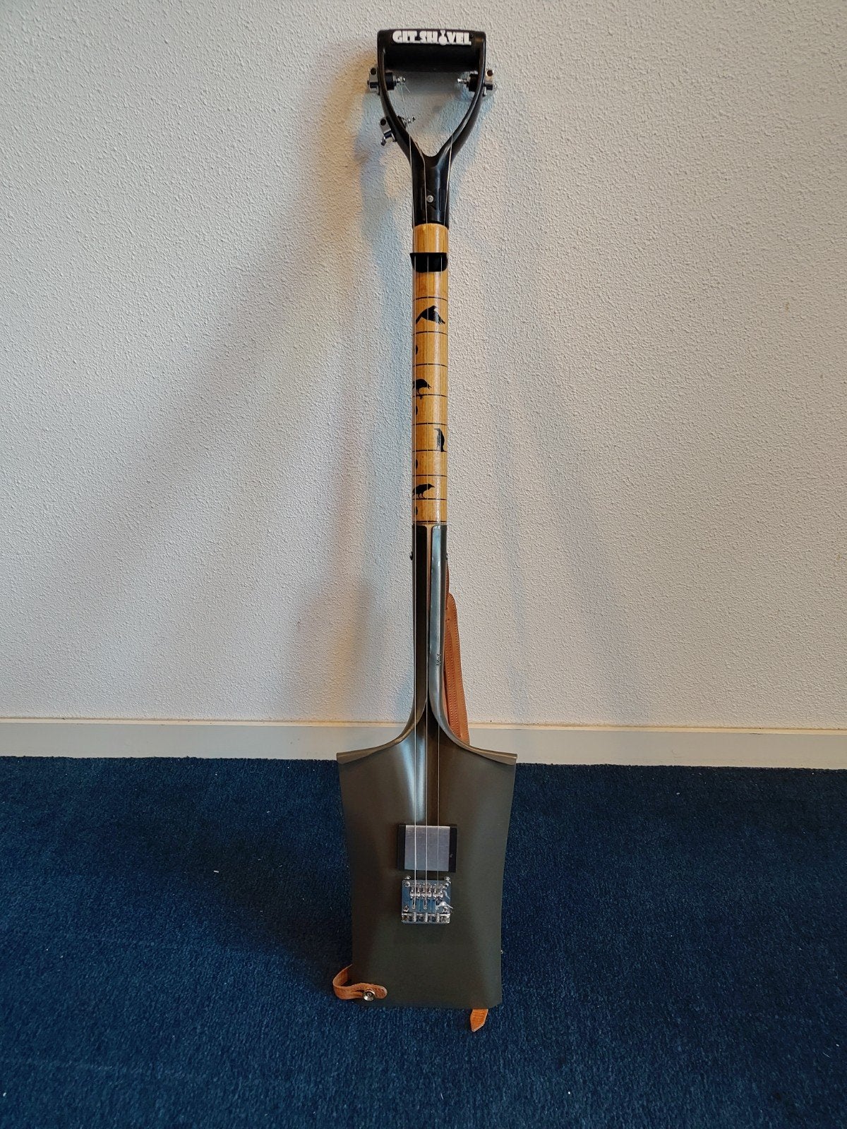 Git Shovel 3-snarige elektrische gitaar (serienummer 206), Ophalen of Verzenden, Zo goed als nieuw